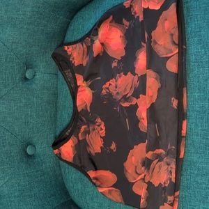 Rose print high neck sport bra